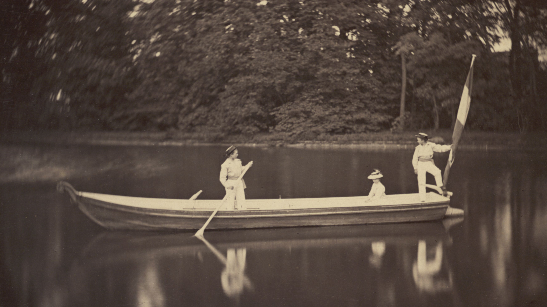 Photography Go-Betweens and the Closed Society